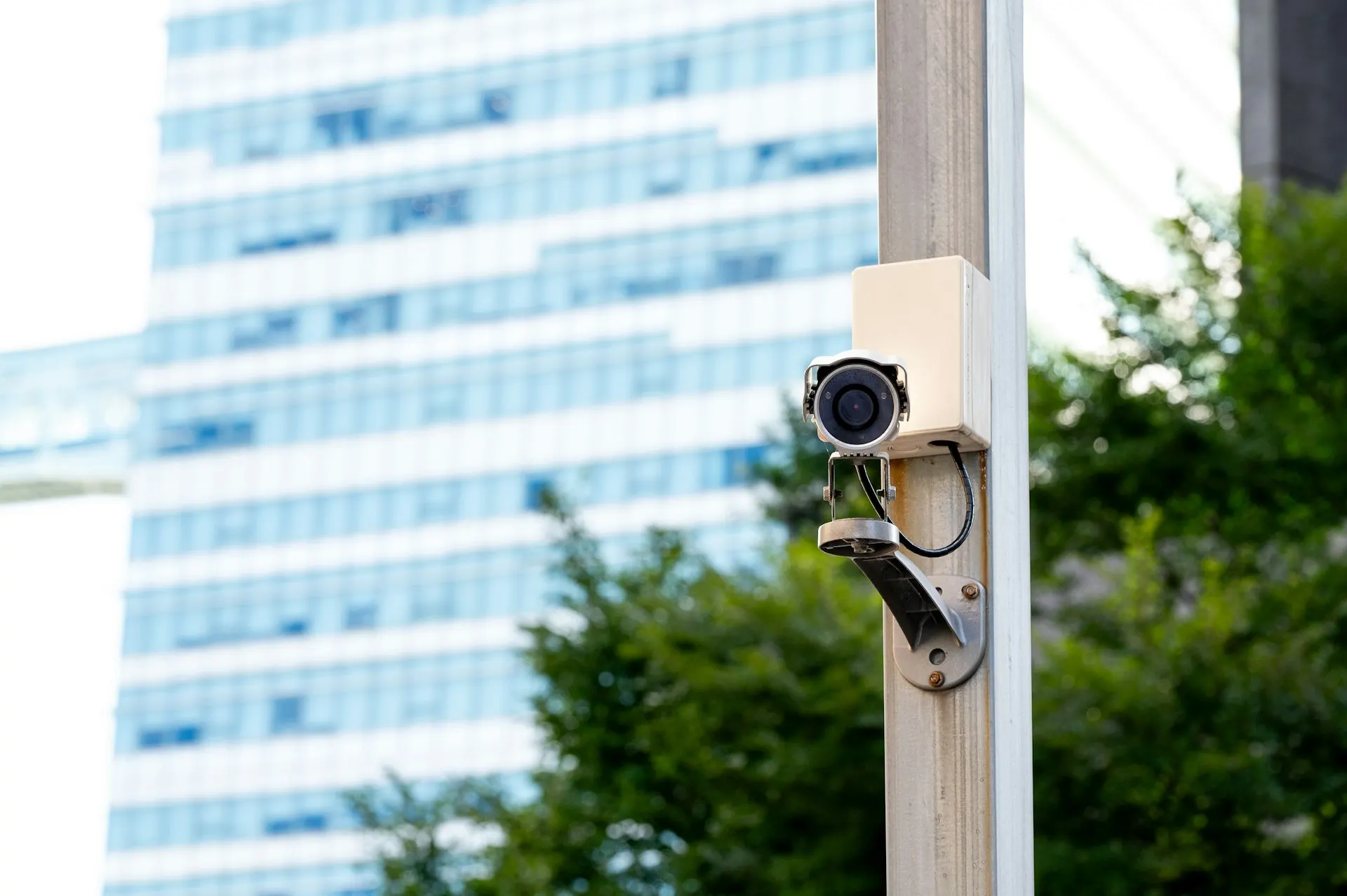 LAN Überwachungskamera Außen Test: Maximale Ausfallsicherheit für Ihr Objekt